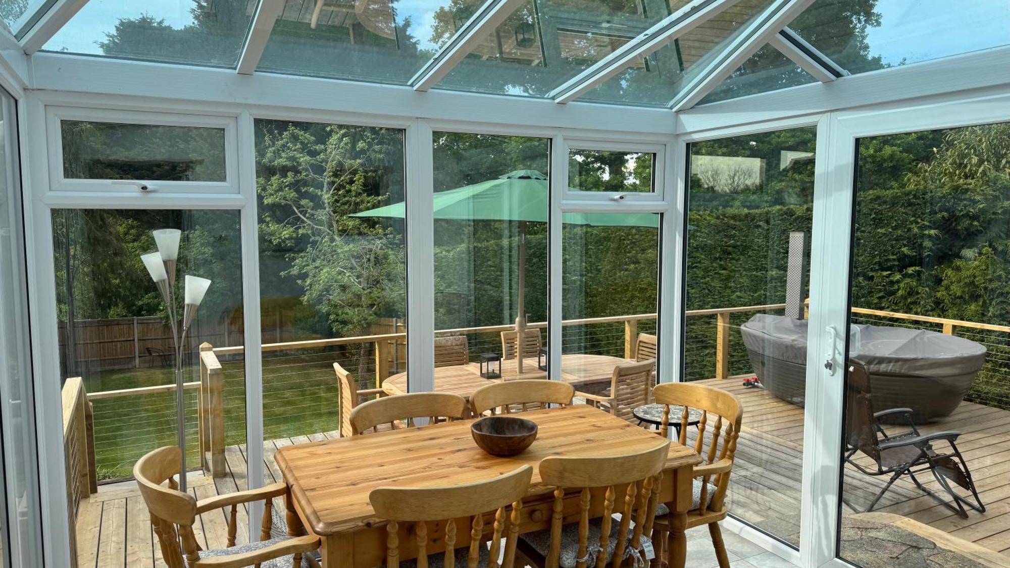 3 Bed Spa Cottage Southwater Buitenkant foto